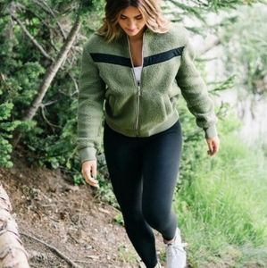 Zyia Olive Green Fleece Full Zip Jacket Size Medium
